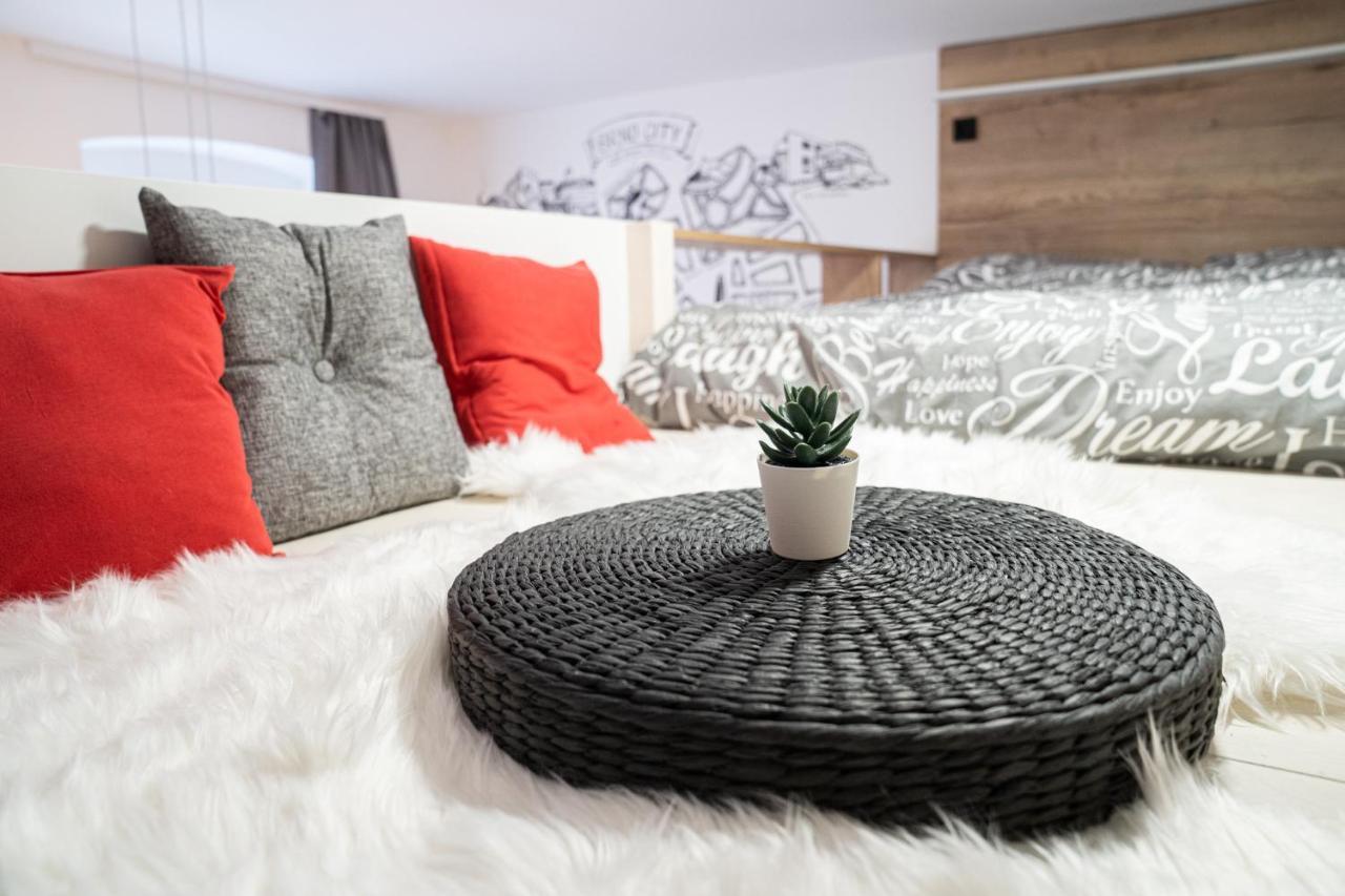Brno City Apartment Near Malinovskeho Square Kültér fotó